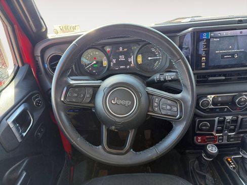 Used 2024 Jeep Wrangler Unlimited Rubicon 4xe image 12