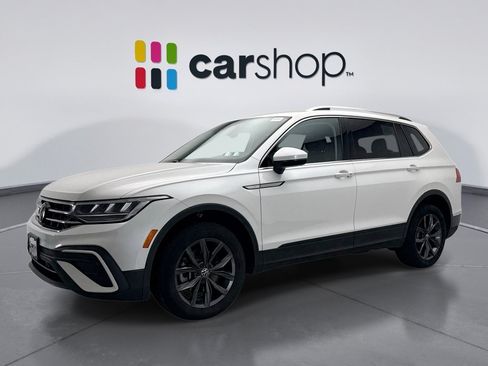 Used 2023 Volkswagen Tiguan SE AWD/4WD image 1