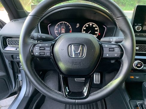 Used 2023 Honda Civic Sport image 20