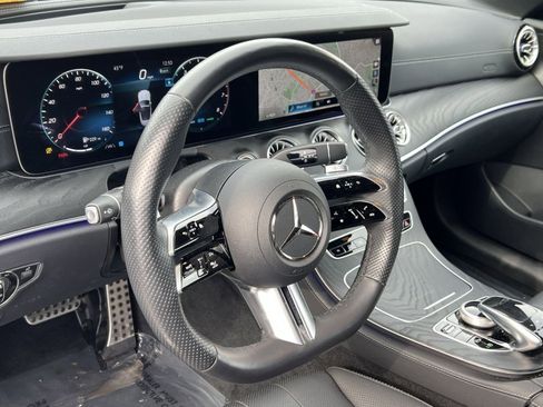 Used 2023 Mercedes-Benz E 450 4MATIC Cabriolet image 17