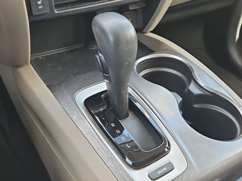 Used 2018 Honda Pilot EX-L image 11