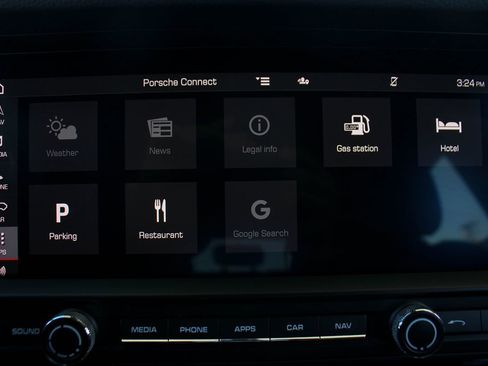 Used 2020 Porsche Macan image 36