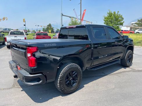 Used 2022 Chevrolet Silverado 1500 LT Trail Boss w/ LT Trail Boss Premium Package AWD/4WD image 8