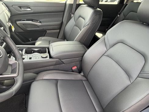 New 2026 Nissan Pathfinder SL AWD/4WD image 14