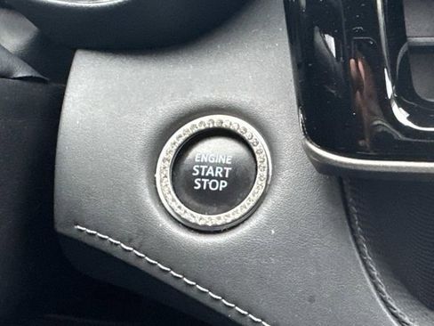 Used 2020 Toyota Highlander Limited image 33