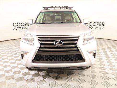 Used 2018 Lexus GX 460 Premium w/ Premium Package image 9