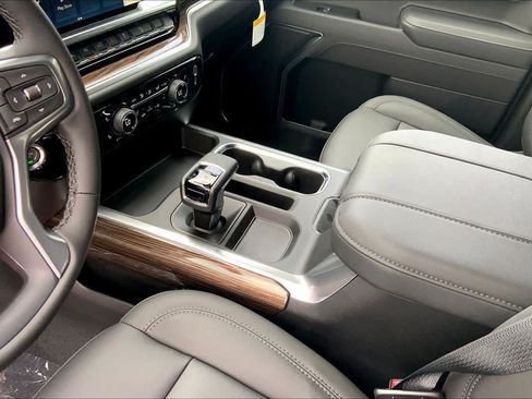 New 2026 Chevrolet Silverado 1500 LT AWD/4WD image 8