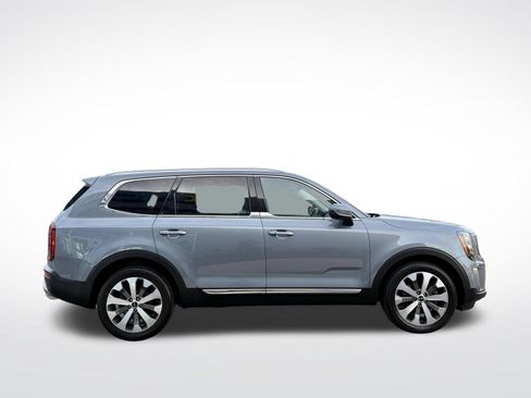 Used 2022 Kia Telluride EX w/ EX Premium Package FWD image 5