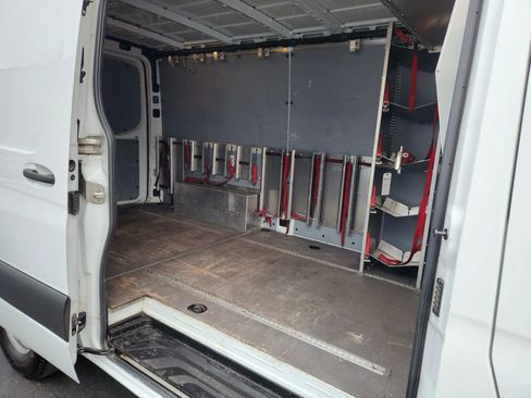 Used 2020 Mercedes-Benz Sprinter 2500 image 15
