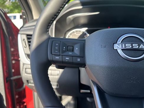New 2026 Nissan Rogue SV AWD/4WD image 17