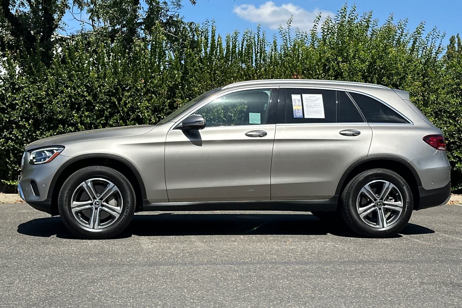 Used 2021 Mercedes-Benz GLC 300 image 6