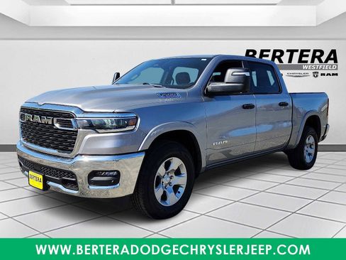 Used 2025 RAM 1500 Big Horn image 3