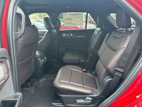 New 2026 Ford Explorer Platinum w/ LUX Leather Package image 10