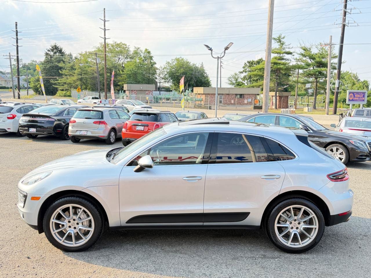 Used 2017 Porsche Macan S AWD/4WD image 7