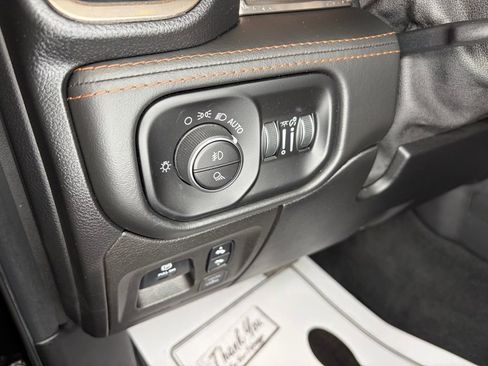 Used 2019 RAM 1500 Laramie Longhorn AWD/4WD image 14