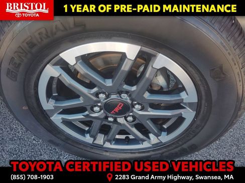 Certified 2024 Toyota Tacoma TRD Sport w/ TRD Sport Upgrade Package AWD/4WD image 11