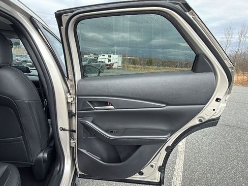 Certified 2023 MAZDA CX-30 AWD 2.5 S w/ Select Package image 19