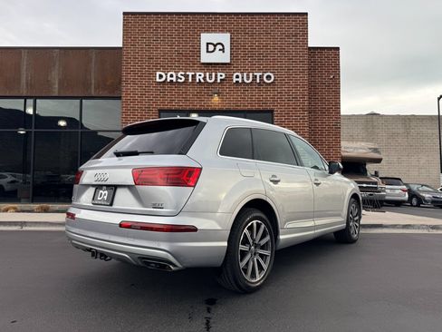 Used 2017 Audi Q7 3.0T Premium Plus w/ Premium Plus Package AWD/4WD image 7