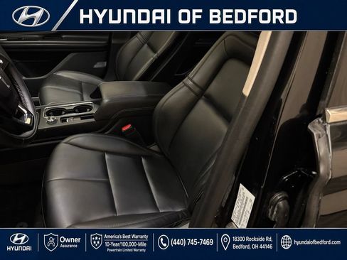 Used 2023 Lincoln Corsair AWD image 17