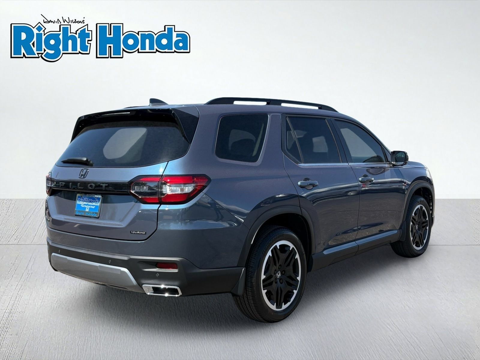 New 2026 Honda Pilot Touring image 7