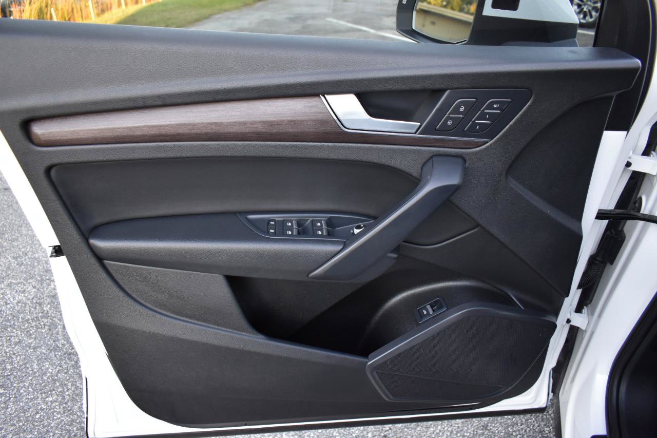 Used 2021 Audi Q5 2.0T Premium w/ Convenience Package AWD/4WD image 36