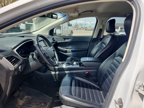 Used 2020 Ford Edge SEL image 18