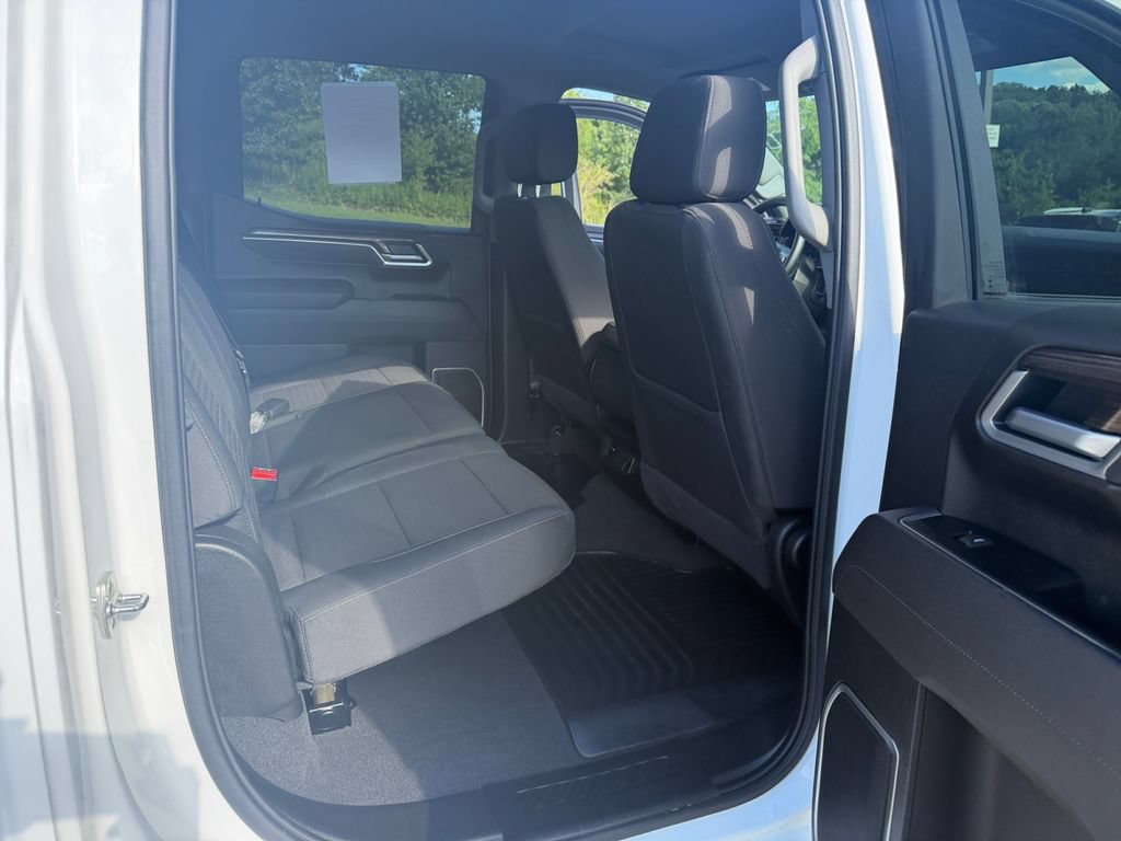 Certified 2026 Chevrolet Silverado 1500 RST AWD/4WD image 27