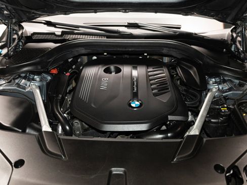 Used 2019 BMW 640i Gran Turismo xDrive image 41