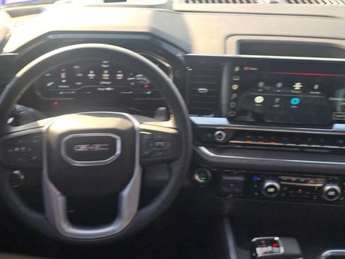Used 2024 GMC Sierra 1500 SLT AWD/4WD image 15