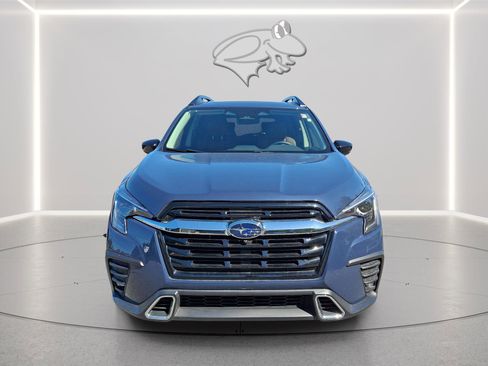 Used 2025 Subaru Ascent Touring AWD/4WD image 7