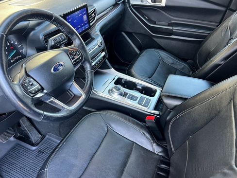 Used 2020 Ford Explorer Limited image 4