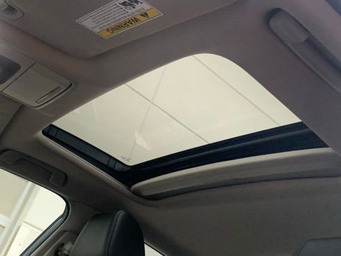 Used 2024 Honda Civic Touring image 8