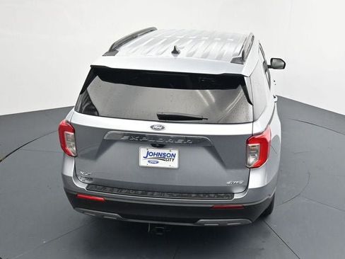 Certified 2022 Ford Explorer XLT w/ Equipment Group 202A AWD/4WD image 33