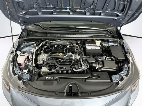 Used 2026 Toyota Corolla LE FWD image 32
