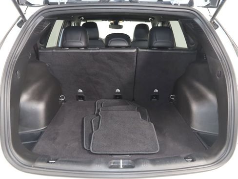 Used 2025 Jeep Compass Limited image 48