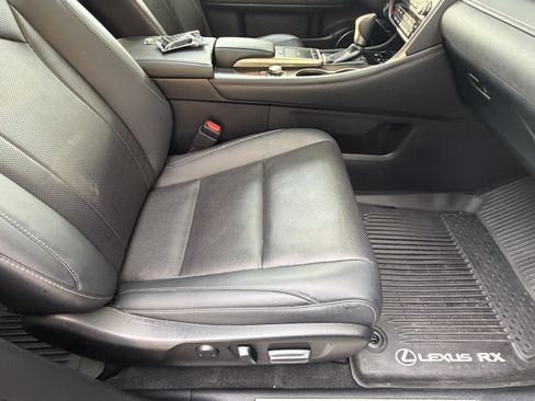 Certified 2022 Lexus RX 350 FWD w/ Premium Package image 41