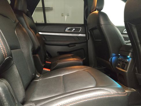 Used 2018 Ford Explorer Sport w/ Equipment Group 401A AWD/4WD image 19