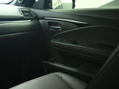 Used 2025 Honda Ridgeline Black Edition image 45