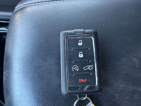 Used 2023 Jeep Grand Cherokee Altitude image 31