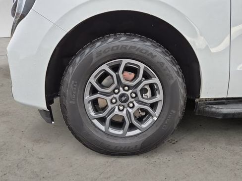 Certified 2025 Ford Expedition Max Active AWD/4WD image 9