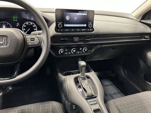 Certified 2025 Honda HR-V LX image 21