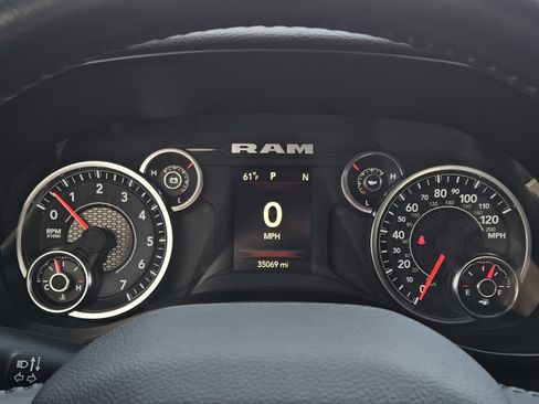 Used 2023 RAM 1500 Big Horn image 13