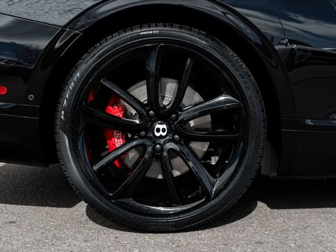 Used 2022 Bentley Continental GT image 15