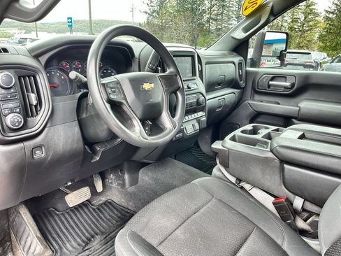 Used 2021 Chevrolet Silverado 2500 Custom w/ Custom Value Package AWD/4WD image 10