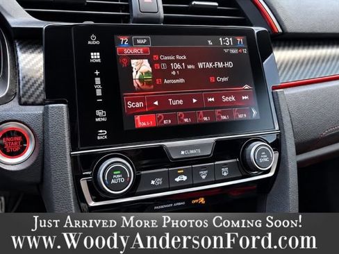 Used 2018 Honda Civic Type R image 6