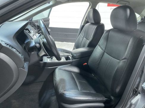 Used 2017 Nissan Altima 2.5 SR w/ Midnight Edition Package image 11