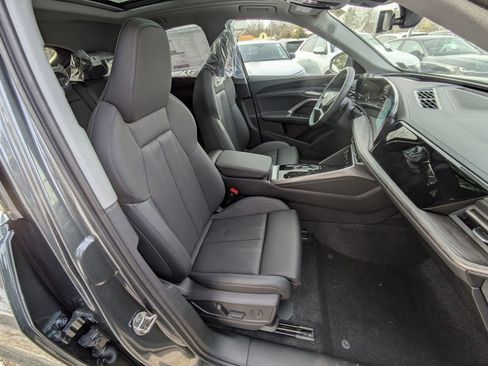 New 2025 Audi Q5 Premium Plus AWD/4WD image 23