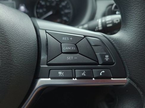 Certified 2024 Nissan Kicks SV FWD image 26