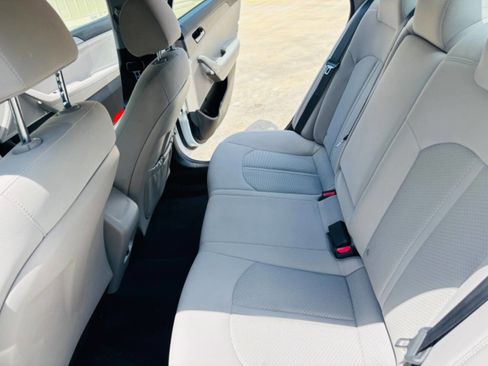 Used 2019 Hyundai Sonata SE image 15
