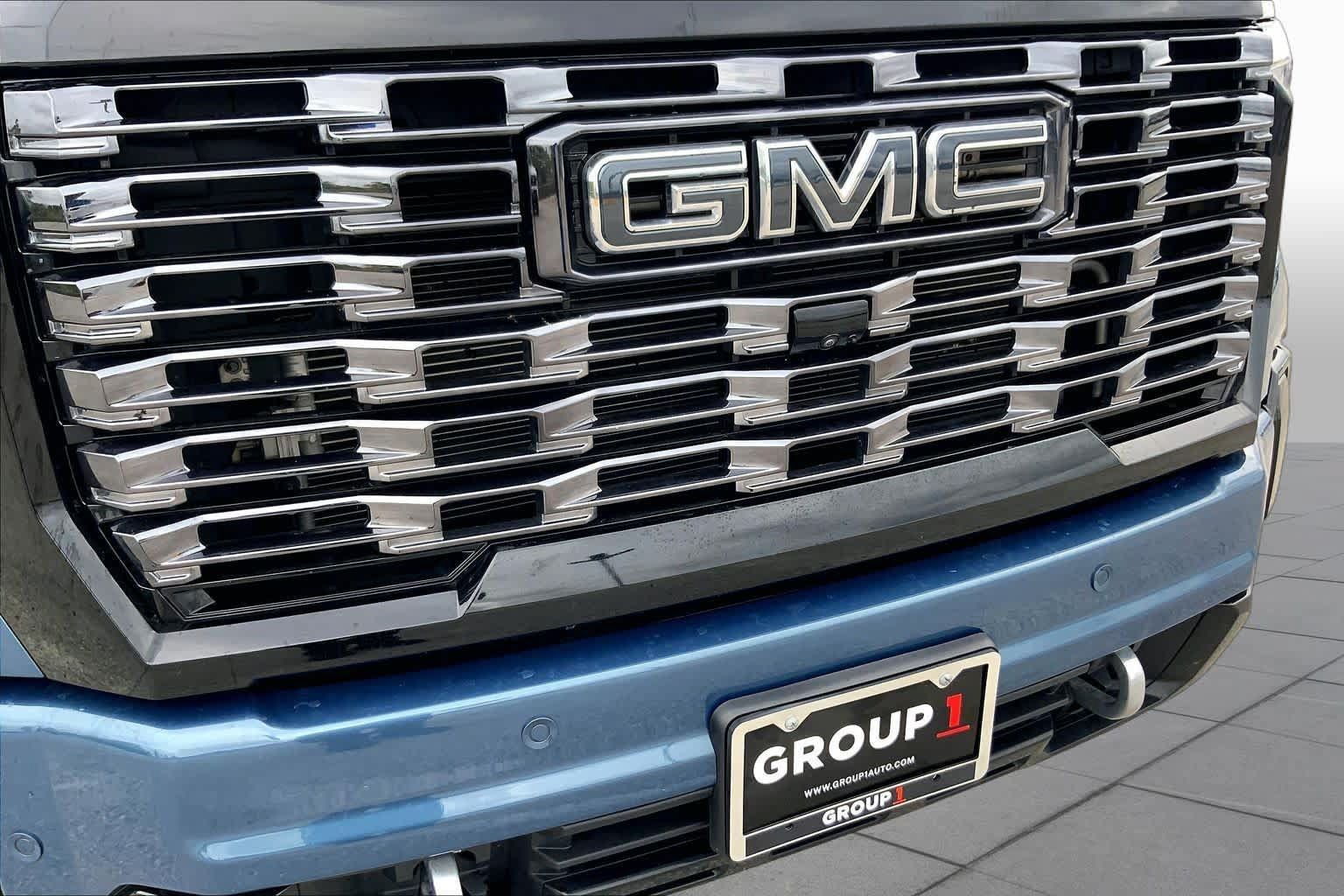 Used 2025 GMC Sierra 3500 Denali Ultimate AWD/4WD image 29